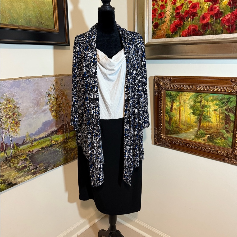 🐠 Connected Apparel Black and White Patterned Garment size 22W